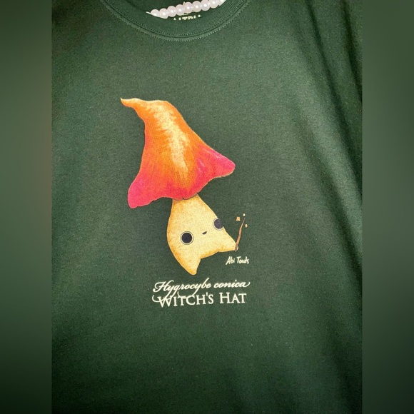 Altru - ABI TOADS MUSHLING WIZARD TEE - unisex / oversized - large -forest green - Picture 1 of 9